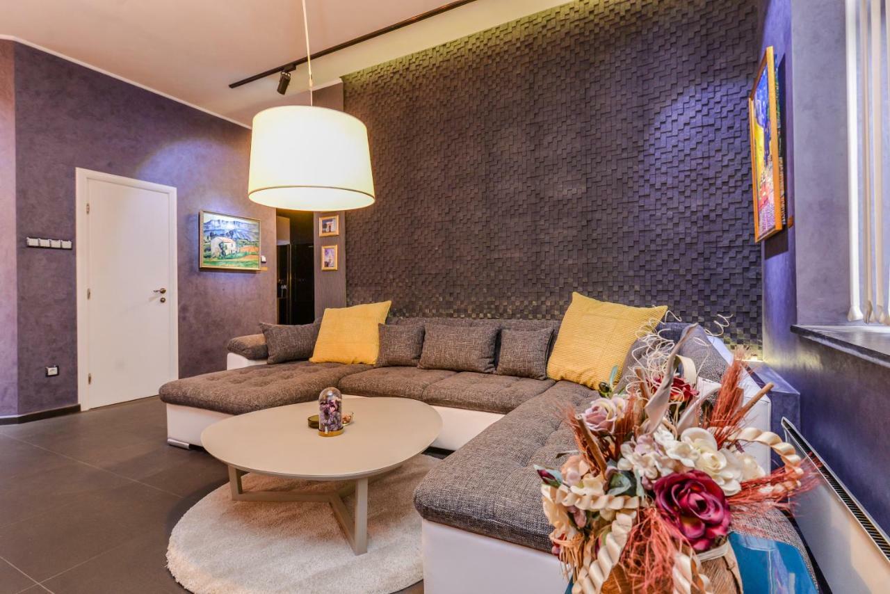 Champs-Elysees Sofia 2-Bdr, 2-Bthr Tsar Simeon Suite By Flat Mаnager Sófia Exterior foto